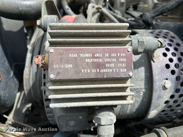 image for item EV2898 1988 AM General HMMWV SUV