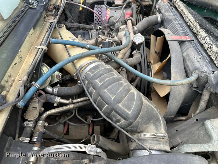 image for item EV2898 1988 AM General HMMWV SUV