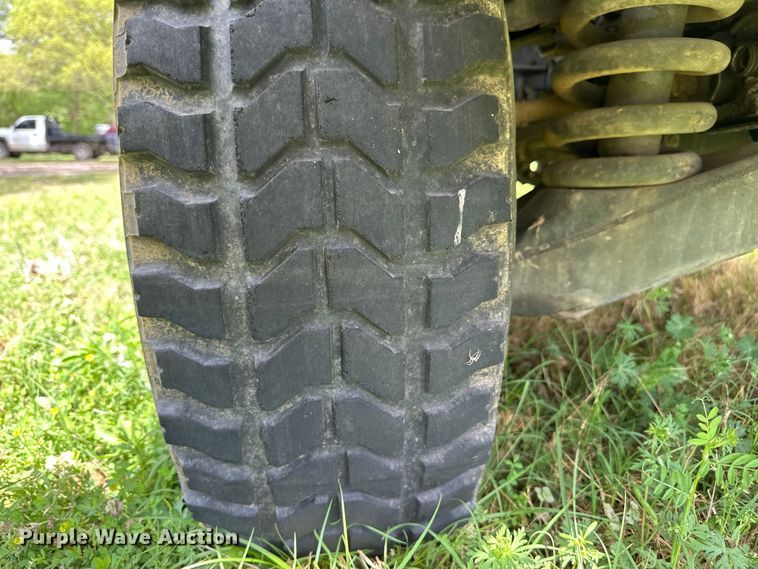 image for item EV2898 1988 AM General HMMWV SUV