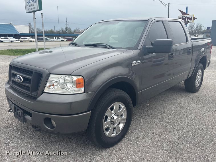 image for item EV2899 2007 Ford F150 Crew Cab pickup truck