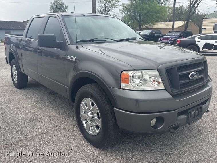 image for item EV2899 2007 Ford F150 Crew Cab pickup truck