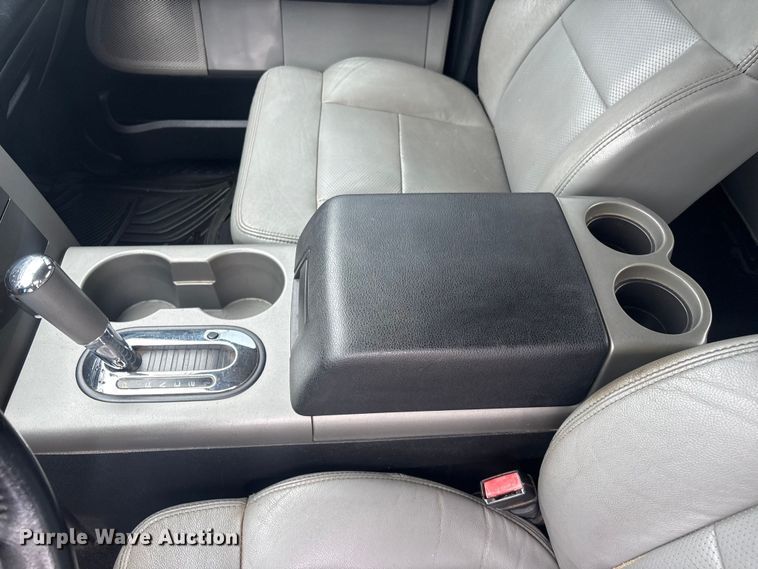 image for item EV2899 2007 Ford F150 Crew Cab pickup truck