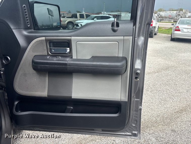 image for item EV2899 2007 Ford F150 Crew Cab pickup truck