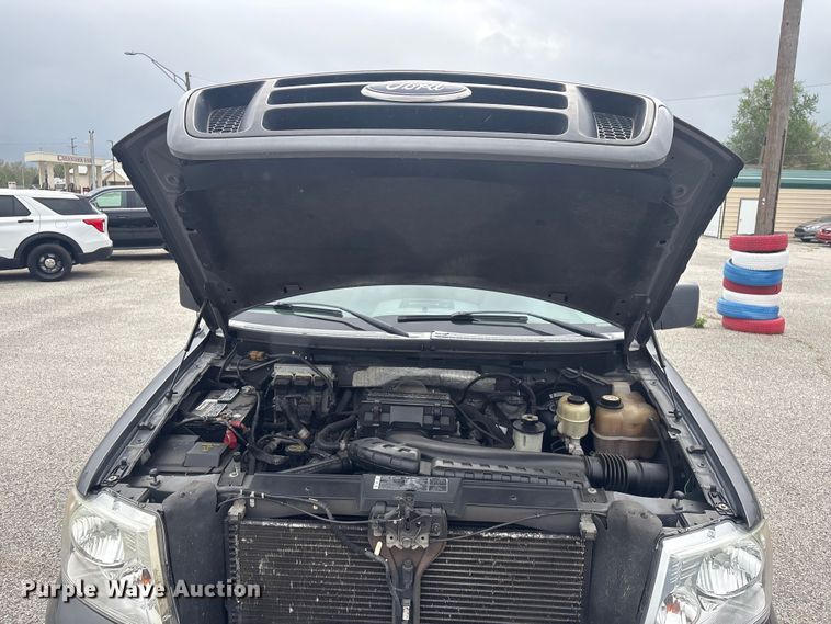 image for item EV2899 2007 Ford F150 Crew Cab pickup truck