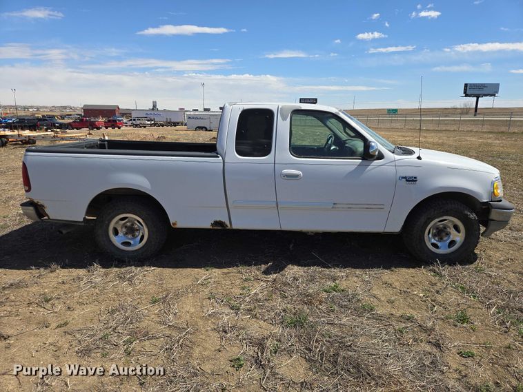 image for item EV5848 1999 Ford F150 Ext. Cab pickup truck