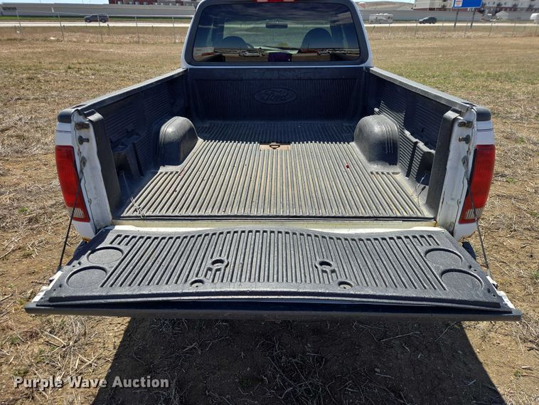 image for item EV5848 1999 Ford F150 Ext. Cab pickup truck