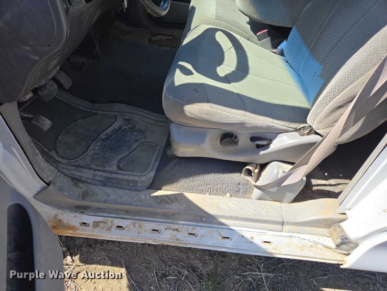 image for item EV5848 1999 Ford F150 Ext. Cab pickup truck