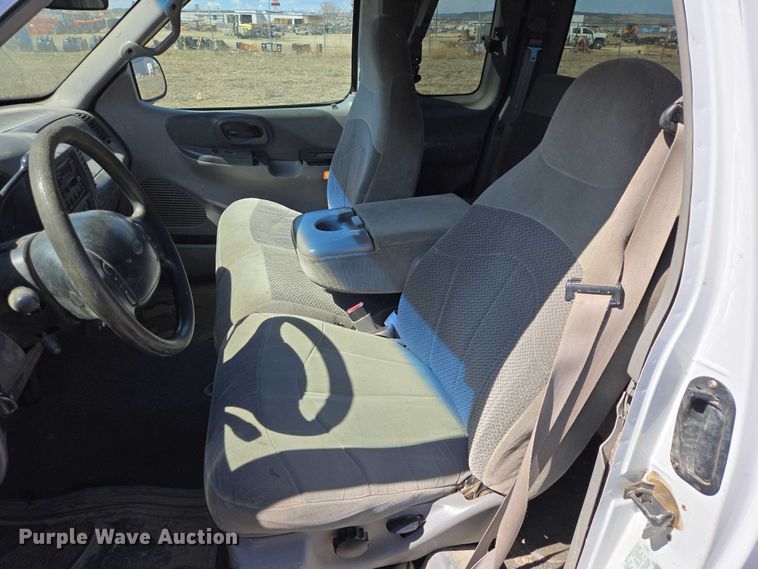 image for item EV5848 1999 Ford F150 Ext. Cab pickup truck