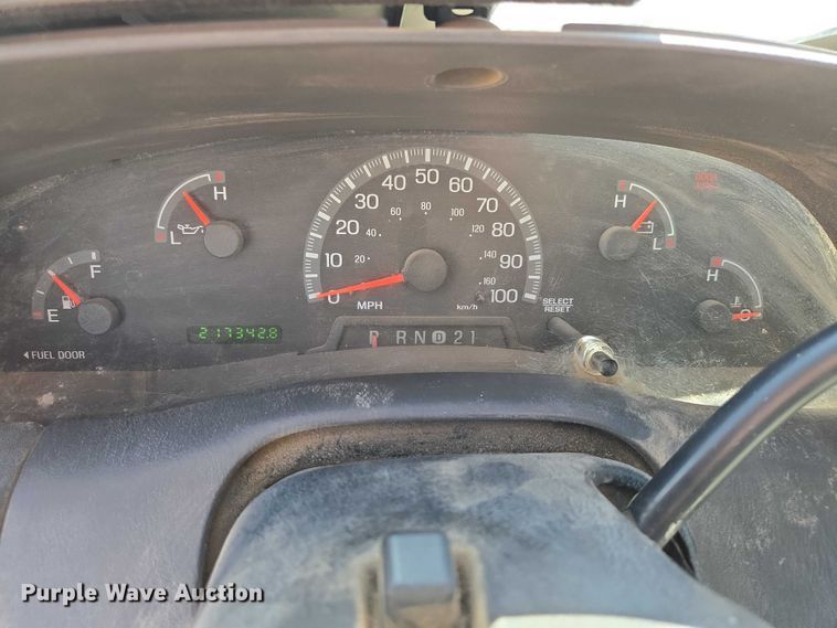 image for item EV5848 1999 Ford F150 Ext. Cab pickup truck