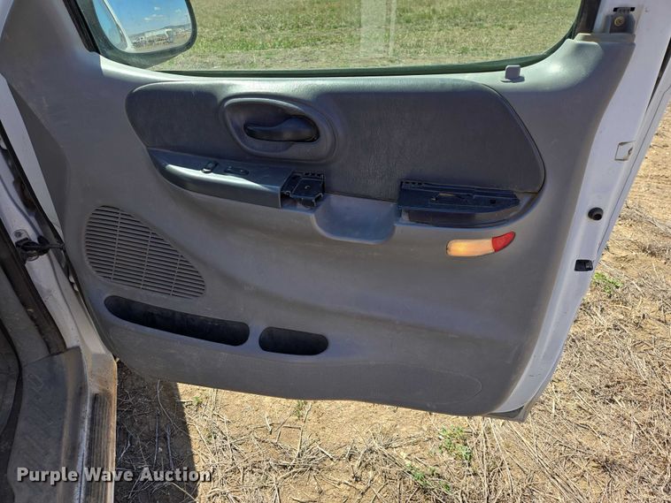 image for item EV5848 1999 Ford F150 Ext. Cab pickup truck