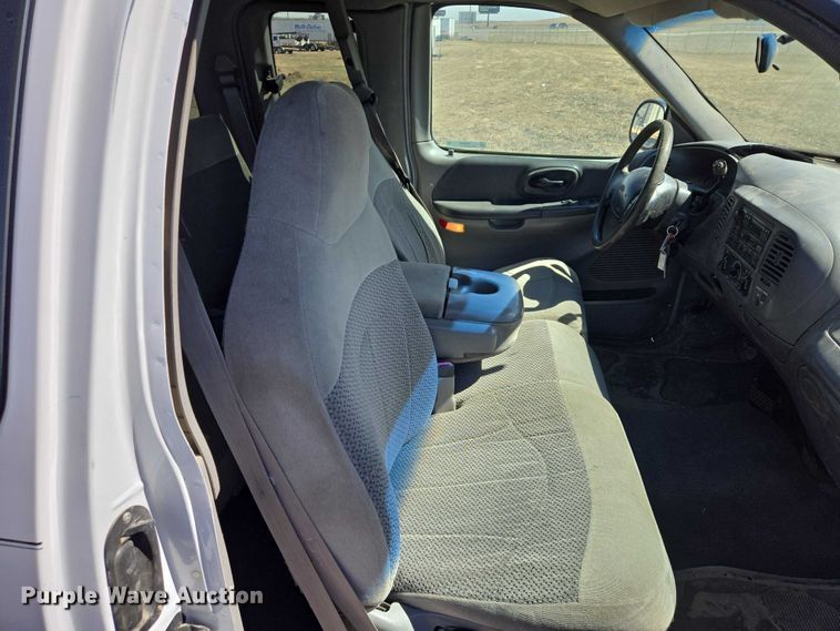 image for item EV5848 1999 Ford F150 Ext. Cab pickup truck