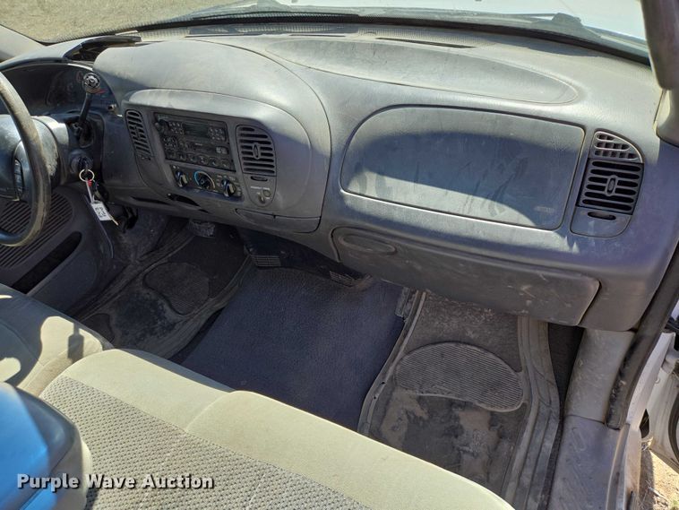 image for item EV5848 1999 Ford F150 Ext. Cab pickup truck