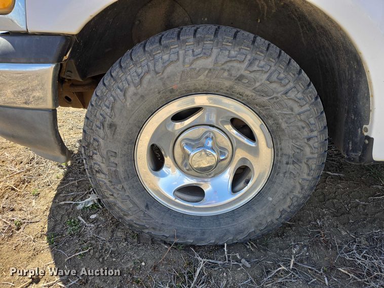 image for item EV5848 1999 Ford F150 Ext. Cab pickup truck