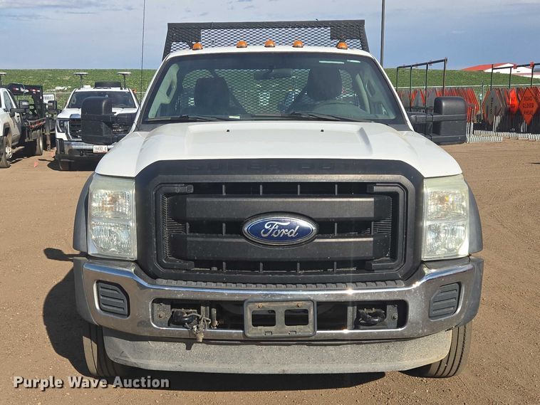 image for item EV5883 2011 Ford F550 Super Duty flatbed truck