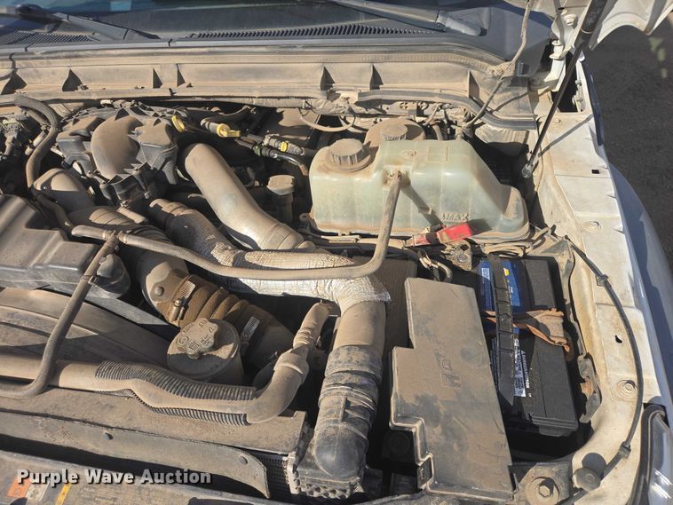 image for item EV5883 2011 Ford F550 Super Duty flatbed truck