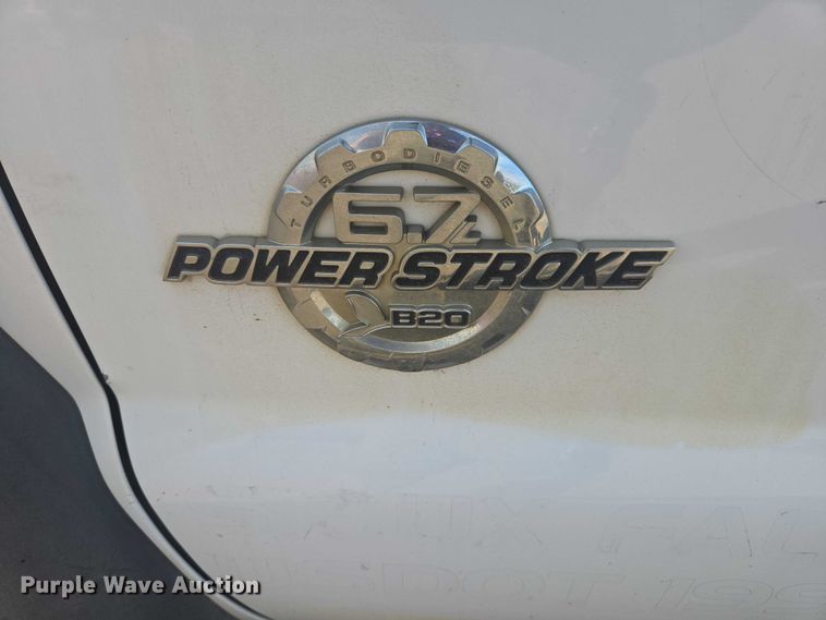 image for item EV5883 2011 Ford F550 Super Duty flatbed truck