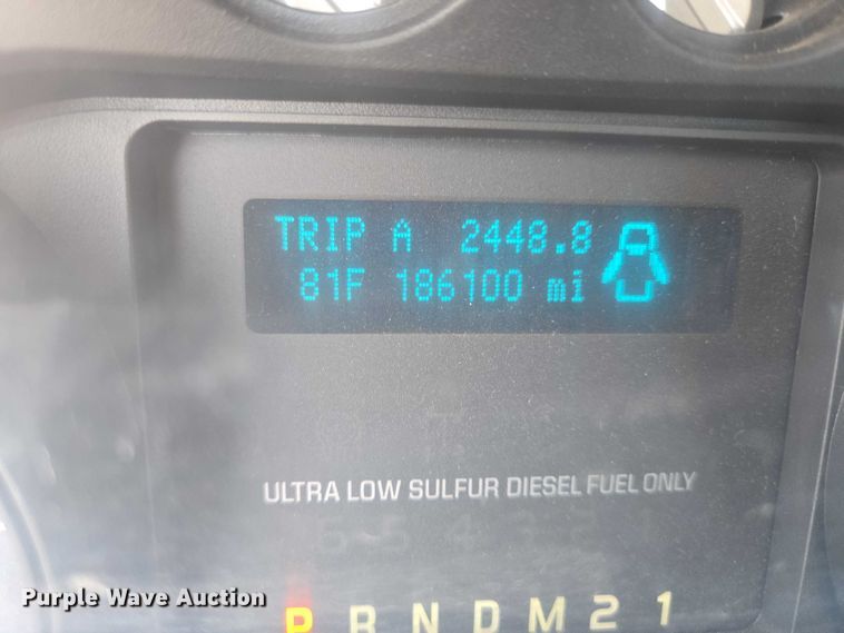 image for item EV5883 2011 Ford F550 Super Duty flatbed truck