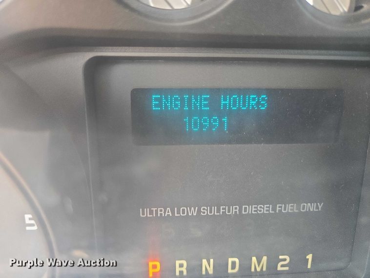 image for item EV5883 2011 Ford F550 Super Duty flatbed truck