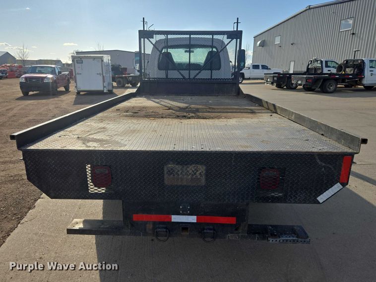 image for item EV5884 2005 Chevrolet C4500 flatbed truck