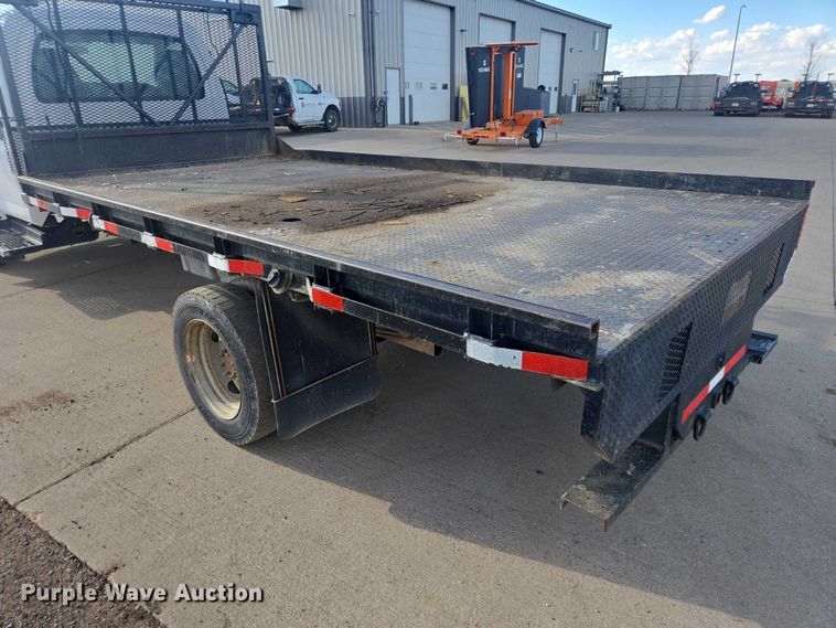 image for item EV5884 2005 Chevrolet C4500 flatbed truck