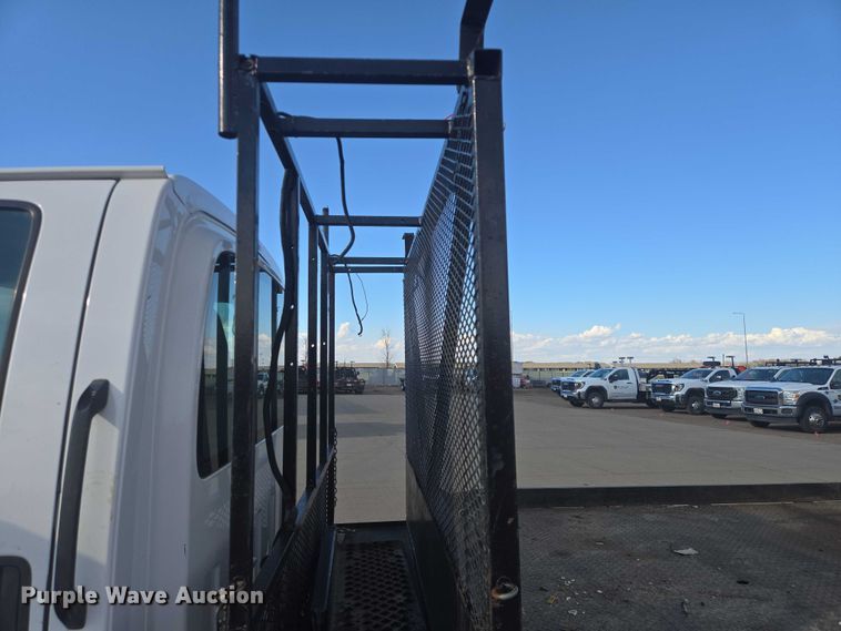 image for item EV5884 2005 Chevrolet C4500 flatbed truck