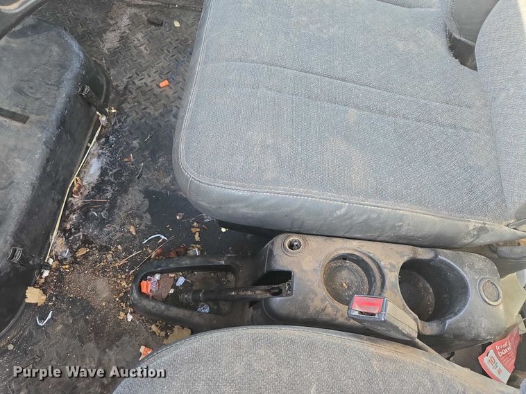 image for item EV5884 2005 Chevrolet C4500 flatbed truck