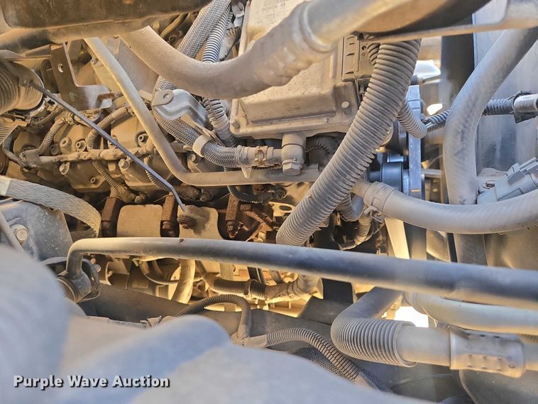 image for item EV5884 2005 Chevrolet C4500 flatbed truck