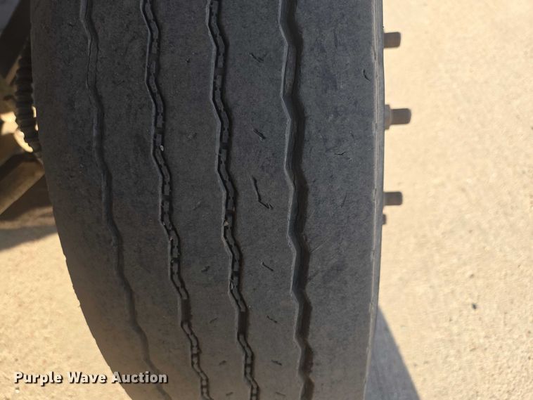 image for item EV5884 2005 Chevrolet C4500 flatbed truck