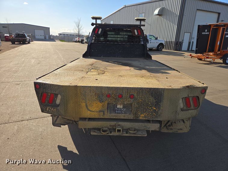 image for item EV5885 2017 RAM 3500 flatbed pickup truck