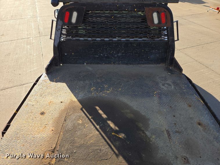 image for item EV5885 2017 RAM 3500 flatbed pickup truck