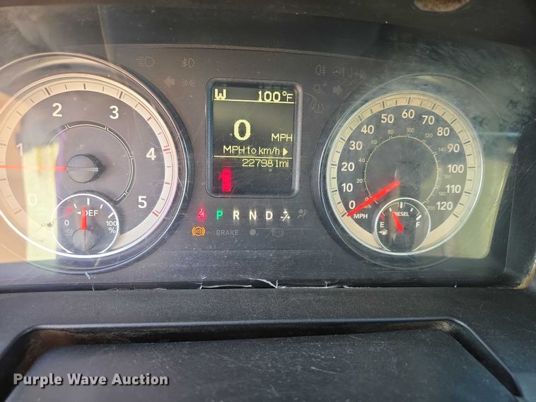 image for item EV5885 2017 RAM 3500 flatbed pickup truck