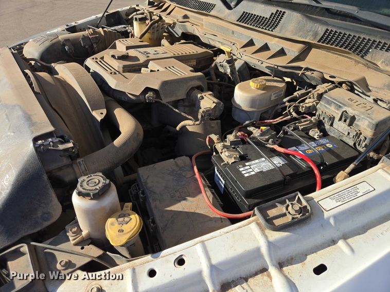 image for item EV5885 2017 RAM 3500 flatbed pickup truck