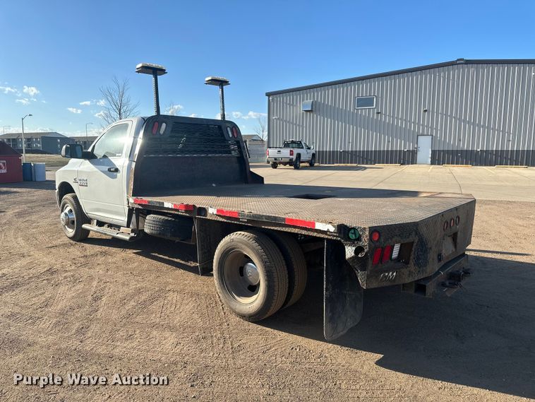 image for item EV5886 2014 RAM 3500 flatbed pickup truck