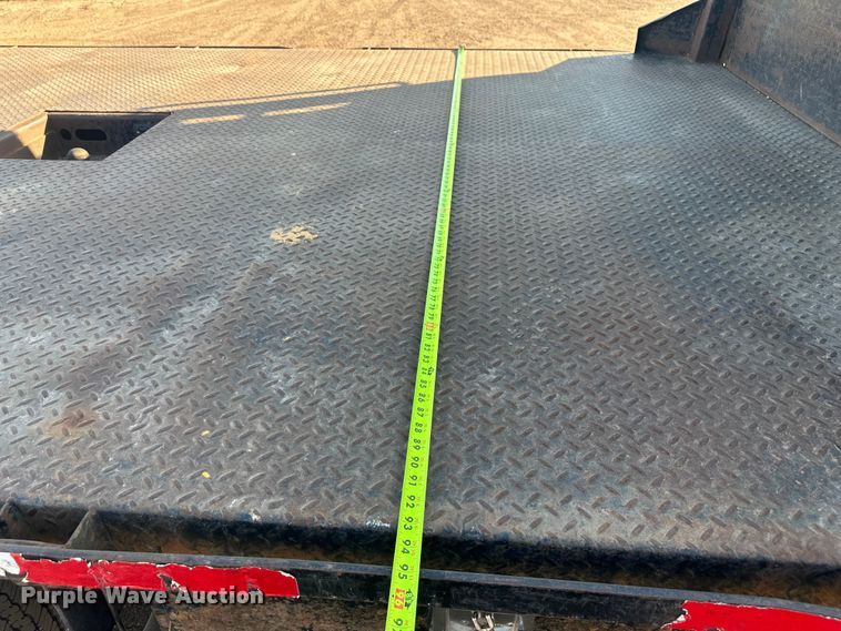 image for item EV5886 2014 RAM 3500 flatbed pickup truck