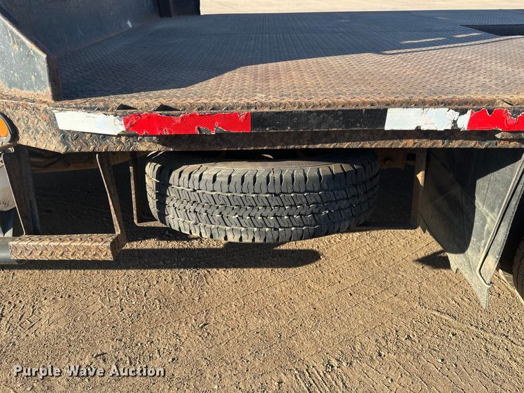 image for item EV5886 2014 RAM 3500 flatbed pickup truck