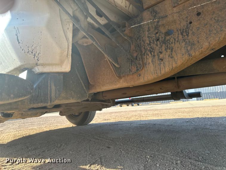 image for item EV5886 2014 RAM 3500 flatbed pickup truck