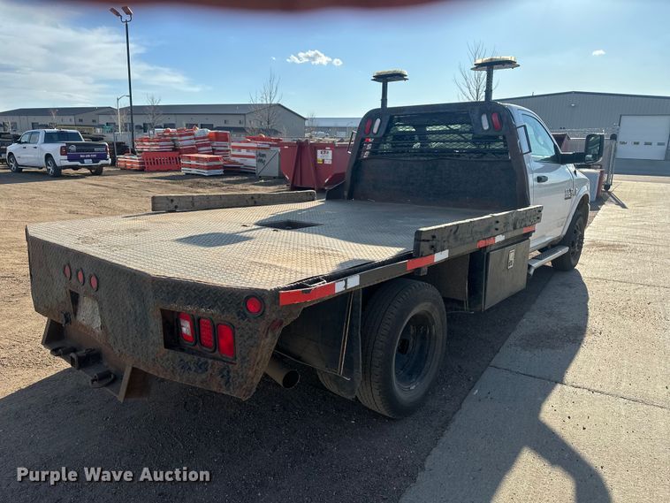 image for item EV5887 2016 RAM 3500 flatbed pickup truck