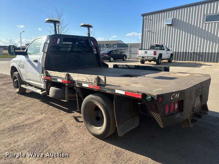 image for item EV5887 2016 RAM 3500 flatbed pickup truck