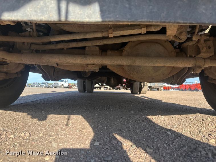 image for item EV5887 2016 RAM 3500 flatbed pickup truck