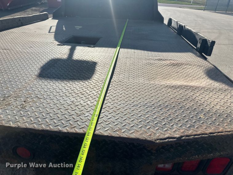 image for item EV5887 2016 RAM 3500 flatbed pickup truck