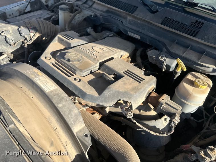image for item EV5887 2016 RAM 3500 flatbed pickup truck