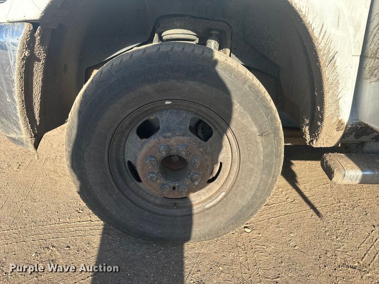 image for item EV5887 2016 RAM 3500 flatbed pickup truck