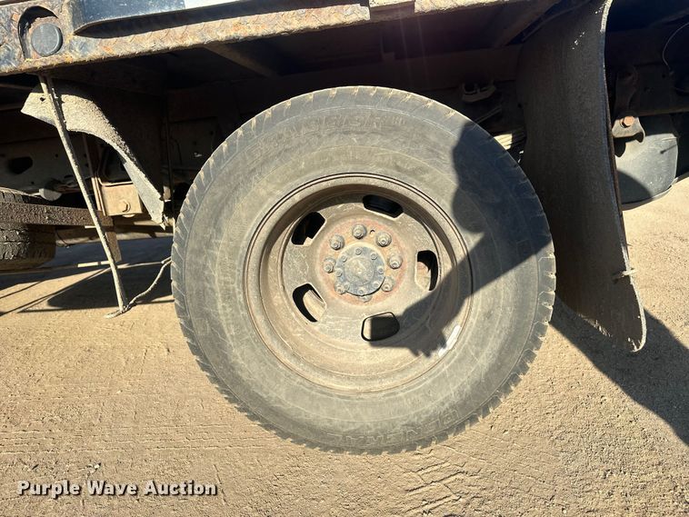 image for item EV5887 2016 RAM 3500 flatbed pickup truck