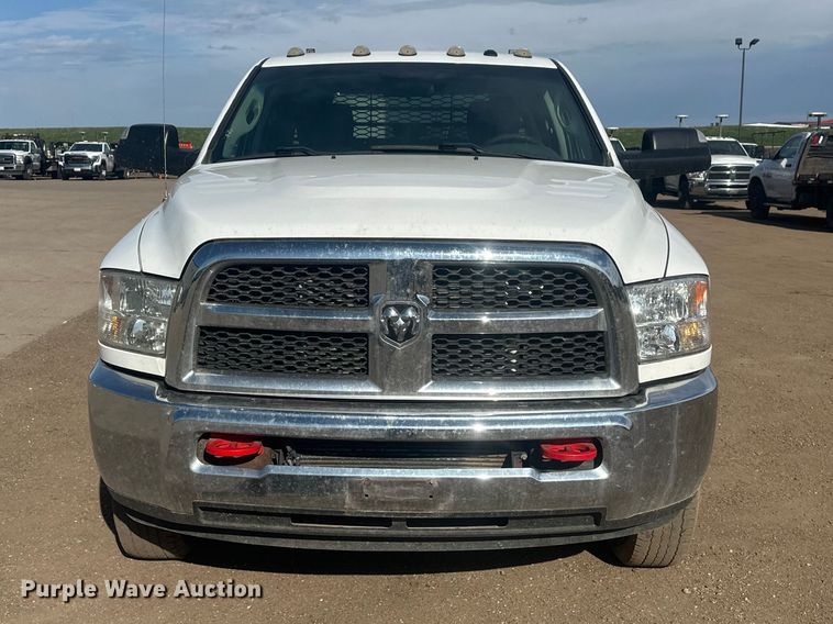 image for item EV5888 2017 RAM 3500 Crew Cab flatbed pickup truck