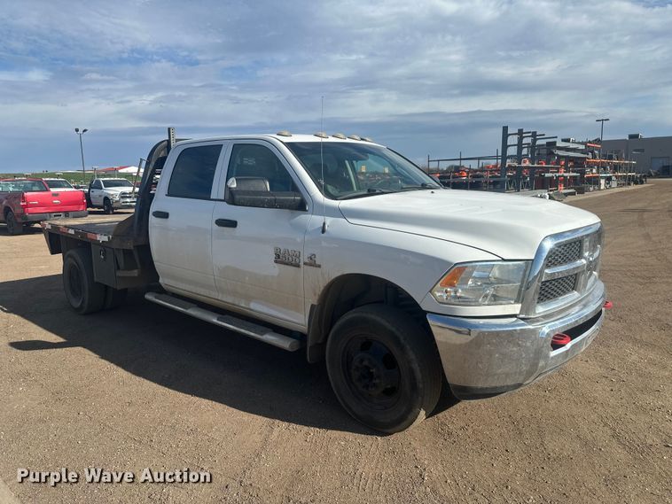 image for item EV5888 2017 RAM 3500 Crew Cab flatbed pickup truck