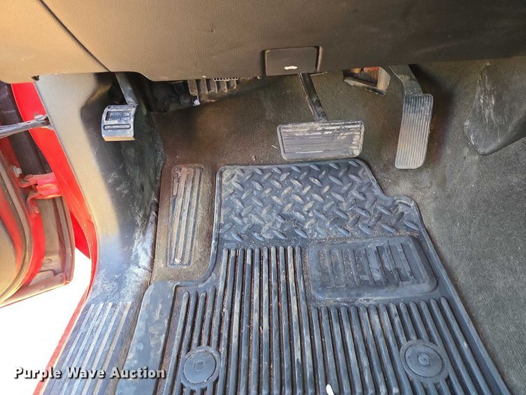 image for item EV5971 2015 GMC Sierra 1500 Ext. Cab pickup truck
