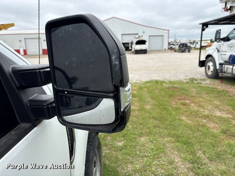 image for item EW1540 2019 Ford F250 Super Duty XL Ext. Cab flatbed pickup truck