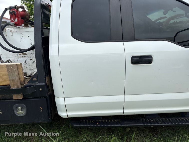 image for item EW1540 2019 Ford F250 Super Duty XL Ext. Cab flatbed pickup truck