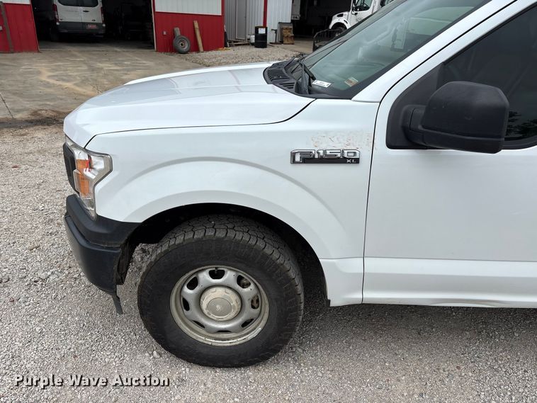 image for item EW1541 2019 Ford F150 XL Ext. Cab pickup truck