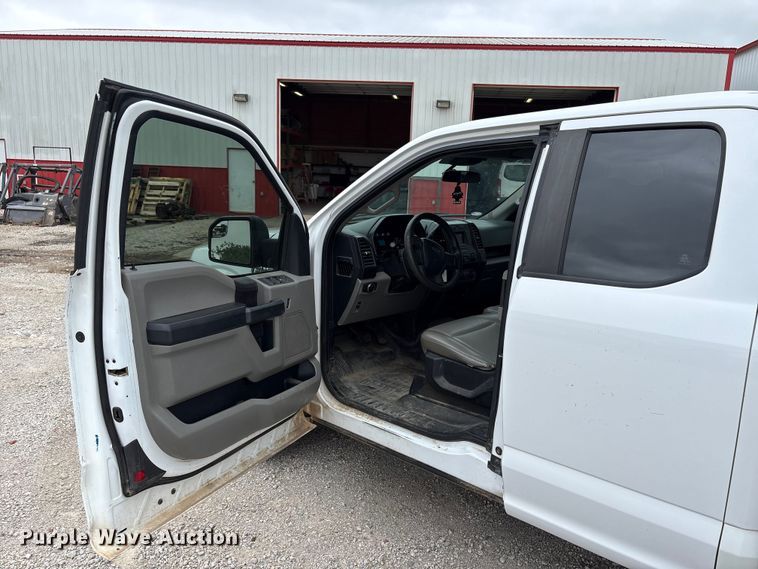 image for item EW1541 2019 Ford F150 XL Ext. Cab pickup truck